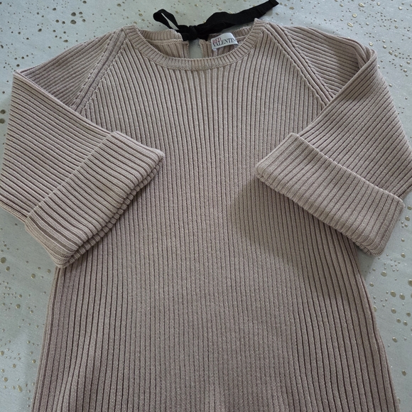 Elegant Ribbed Crew Neck Sweater - Taupe - Picture 1 of 5